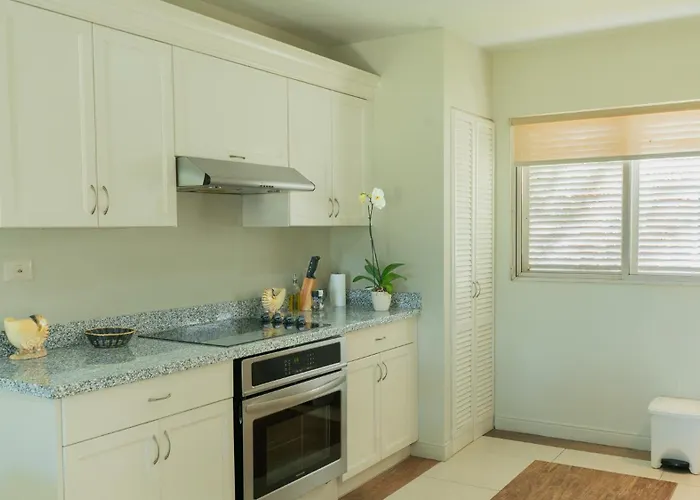 La Vista Residences Managed By Diria *