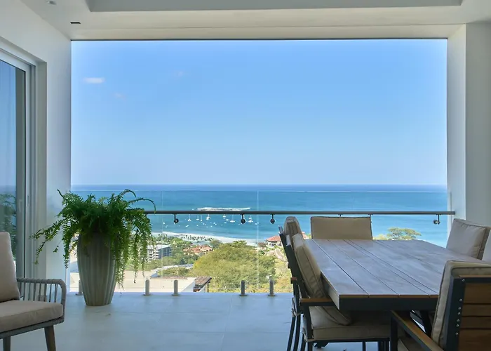 La Vista Residences Managed By Diria Aparthotel *